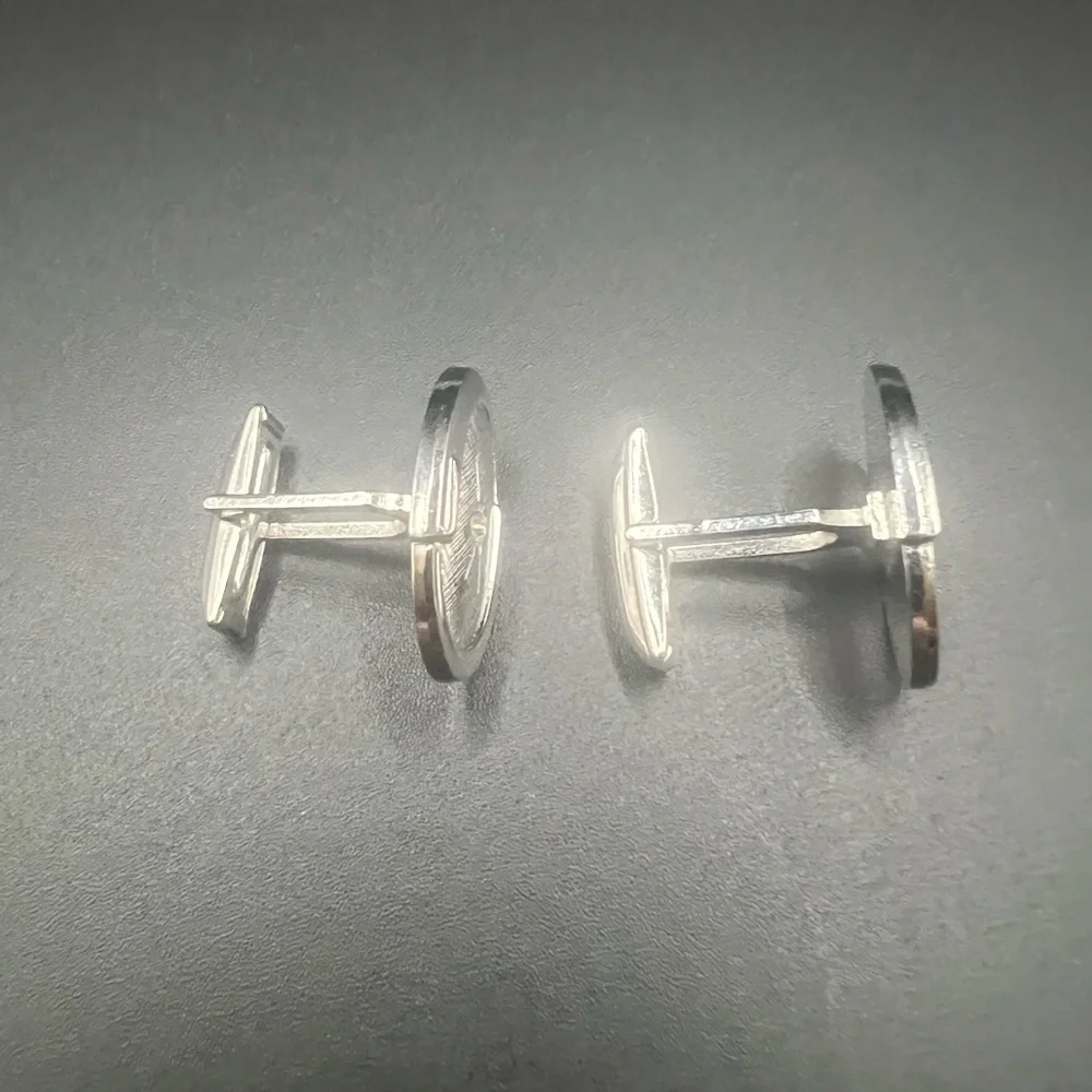 VINTAGE PAIR OF OVAL MENS SILVER TONE WITH RHINESTONES CUFFLINKS